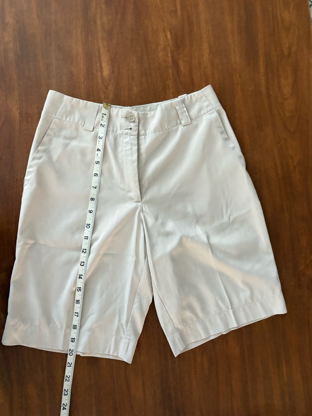 Nike women light cream Classic Chino Shorts
